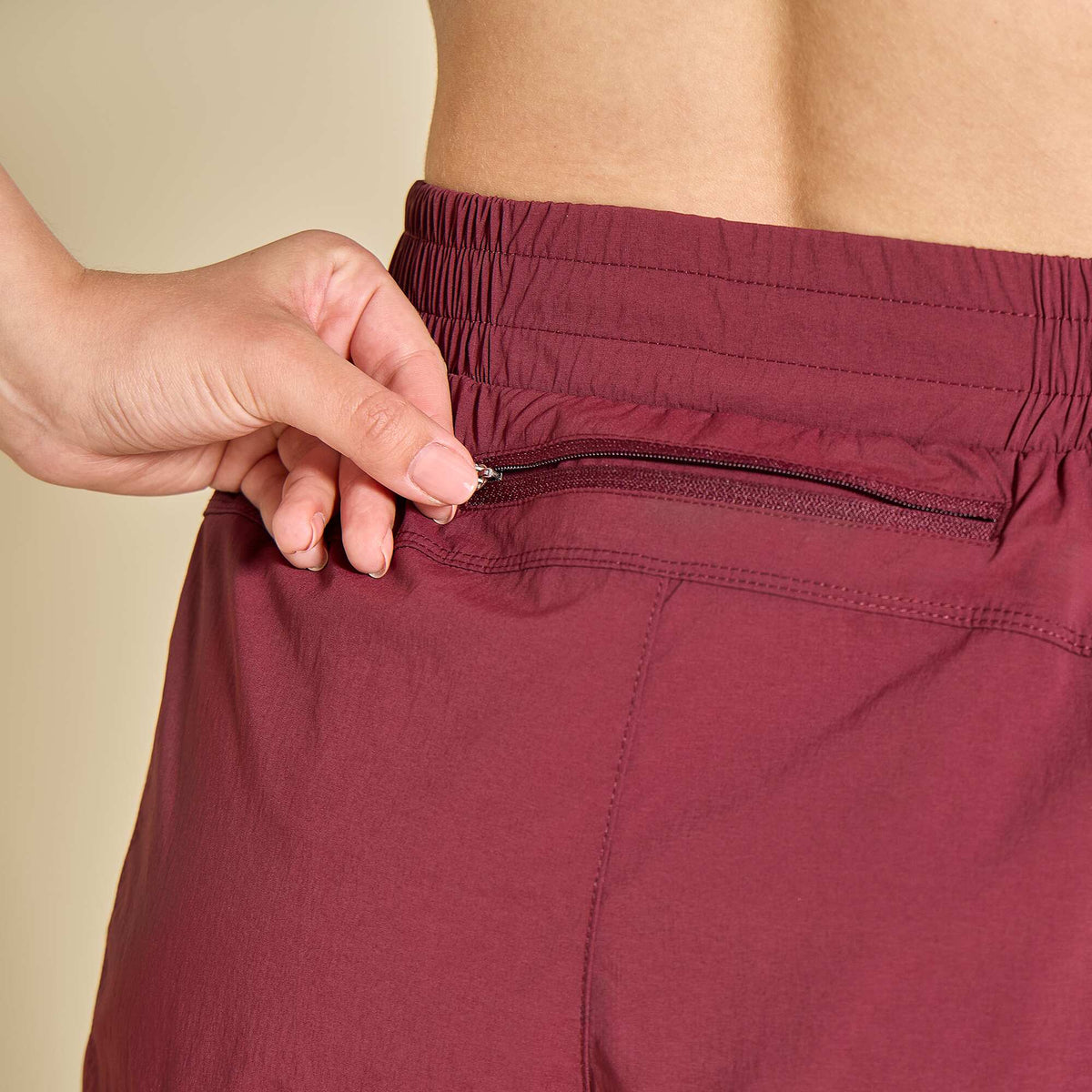 Running shorts RED