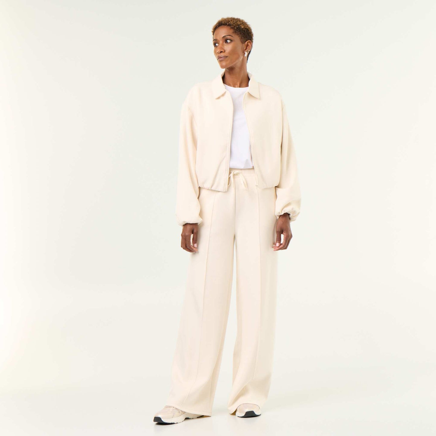 Collared Zip-Up Sweatshirt BEIGE