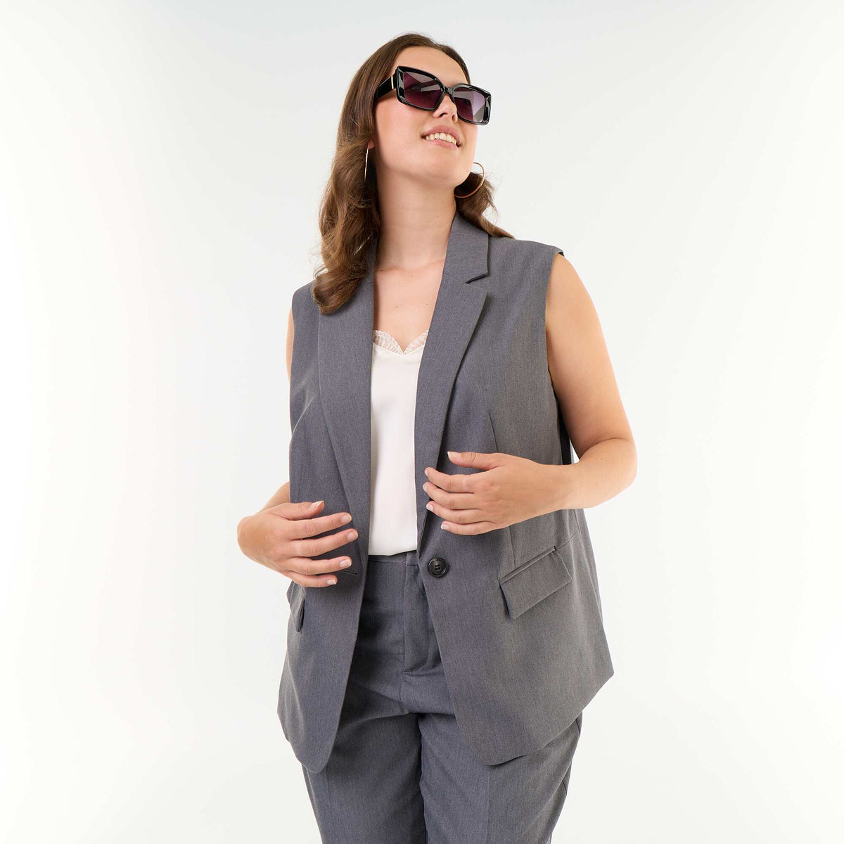 Long Sleeveless Tailored Jacket GREY