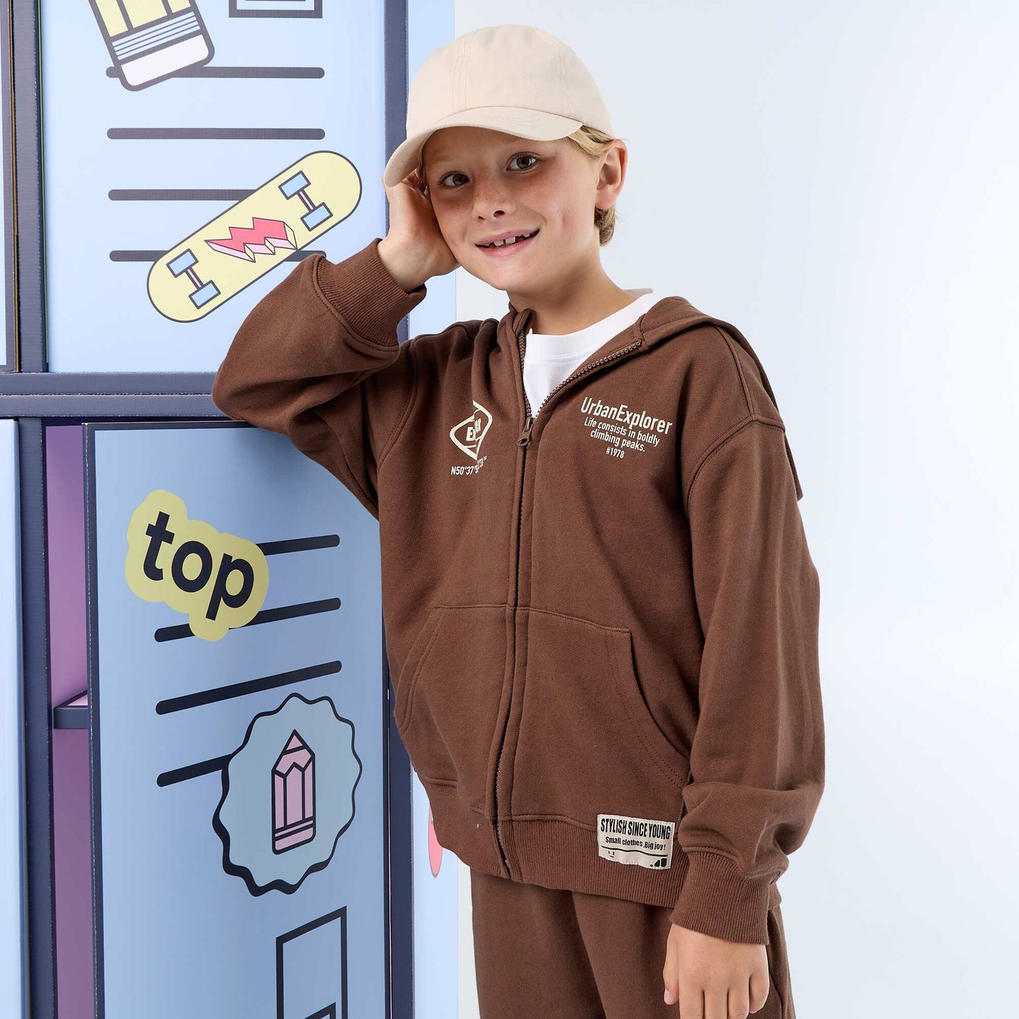 Zipped Hoodie BROWN