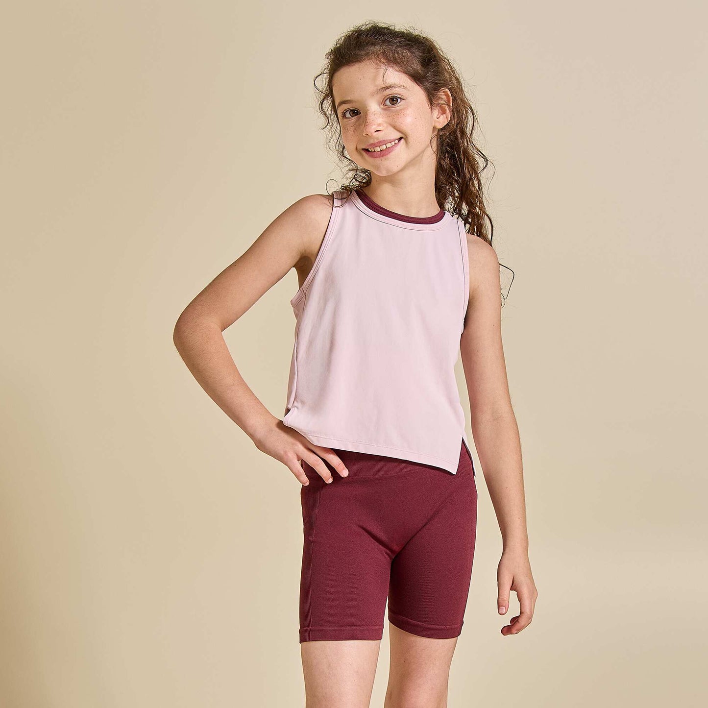 Seamless sport cycling shorts RED