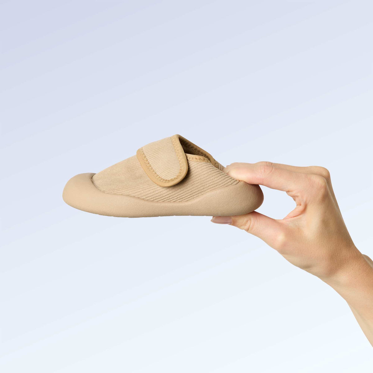 'Kitchoun' soft lined barefoot slippers BEIGE