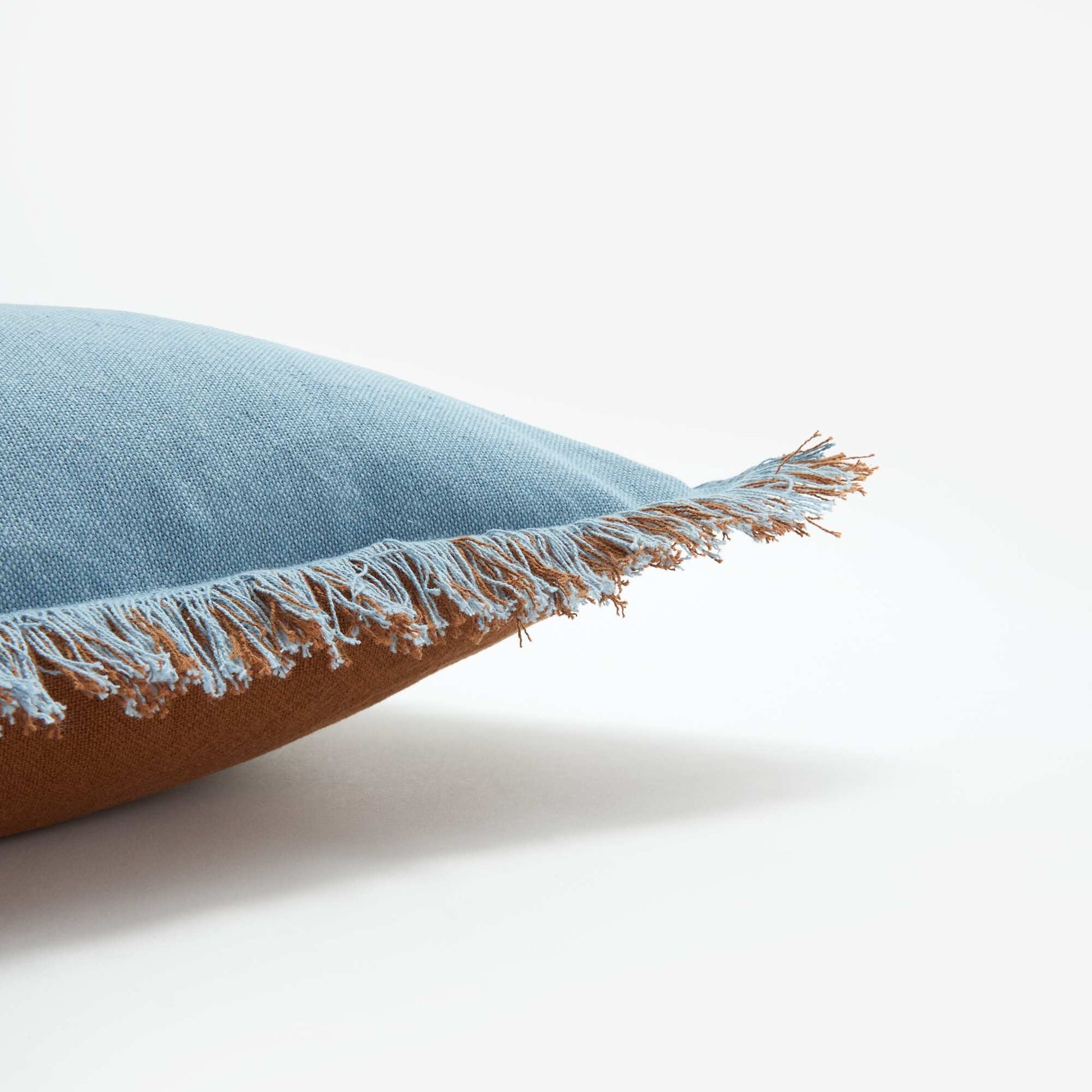 Square cushion cover with fringes 45 x 45 cm BROWN