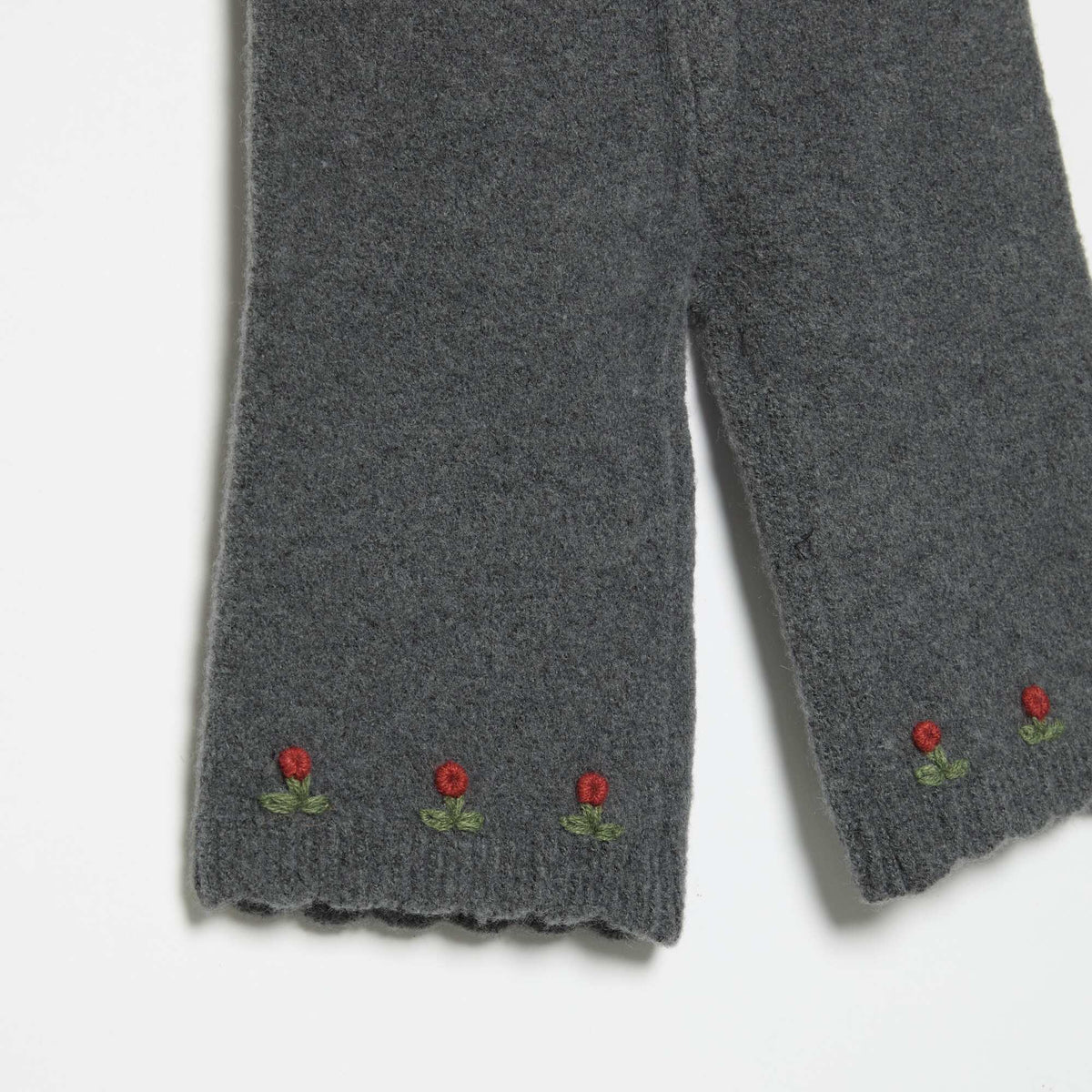 Knitted Pants with Embroidery GREY