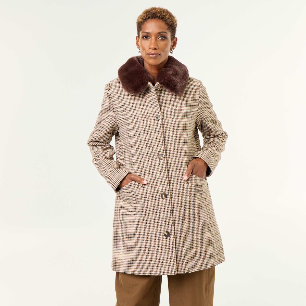 Houndstooth Coat with Faux Fur Collar BROWN