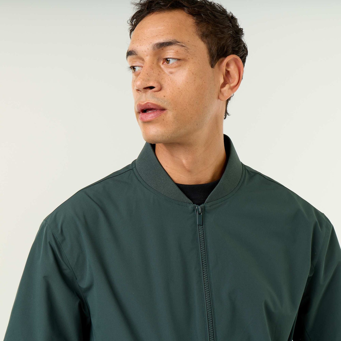 Lightweight Plain Zip-Up Jacket GREEN