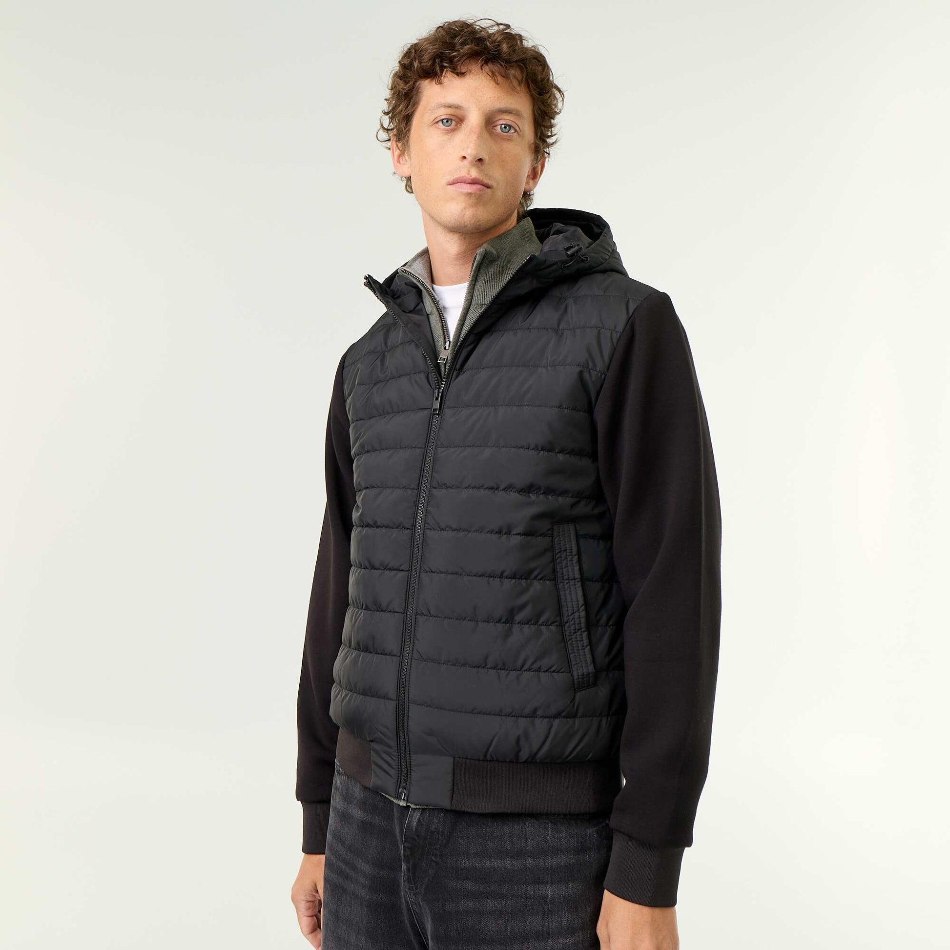 Dual-material hooded zip-up jacket BLACK