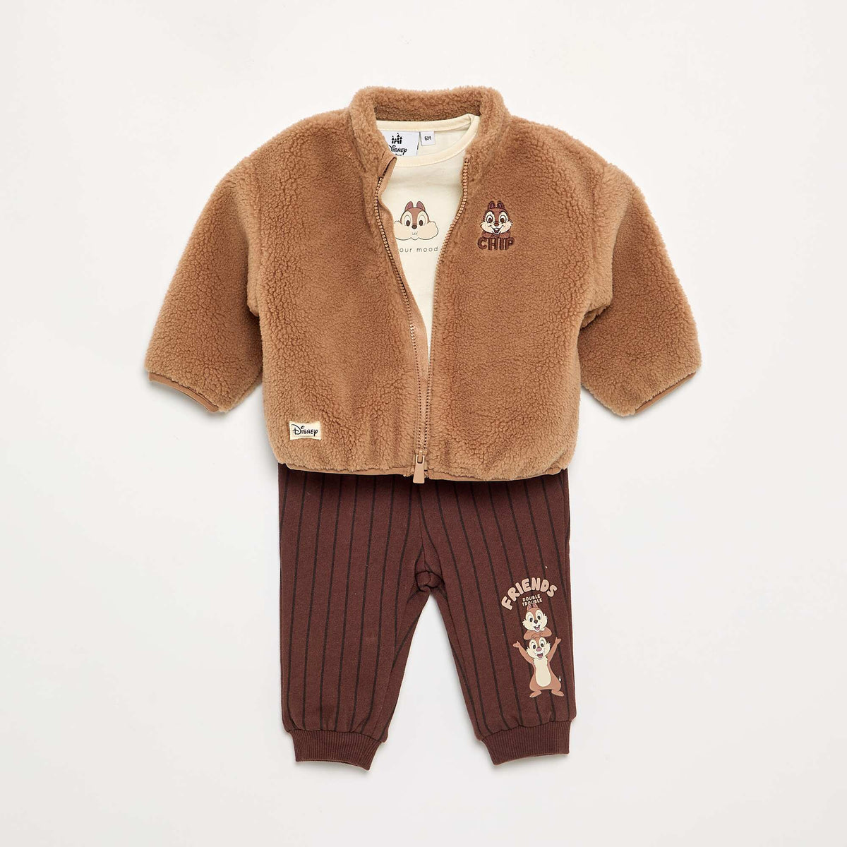 \'Chip & Dale\' \'Disney\' 3-Piece Set: Sweatshirt  T-Shirt  and Trousers. BEIGE