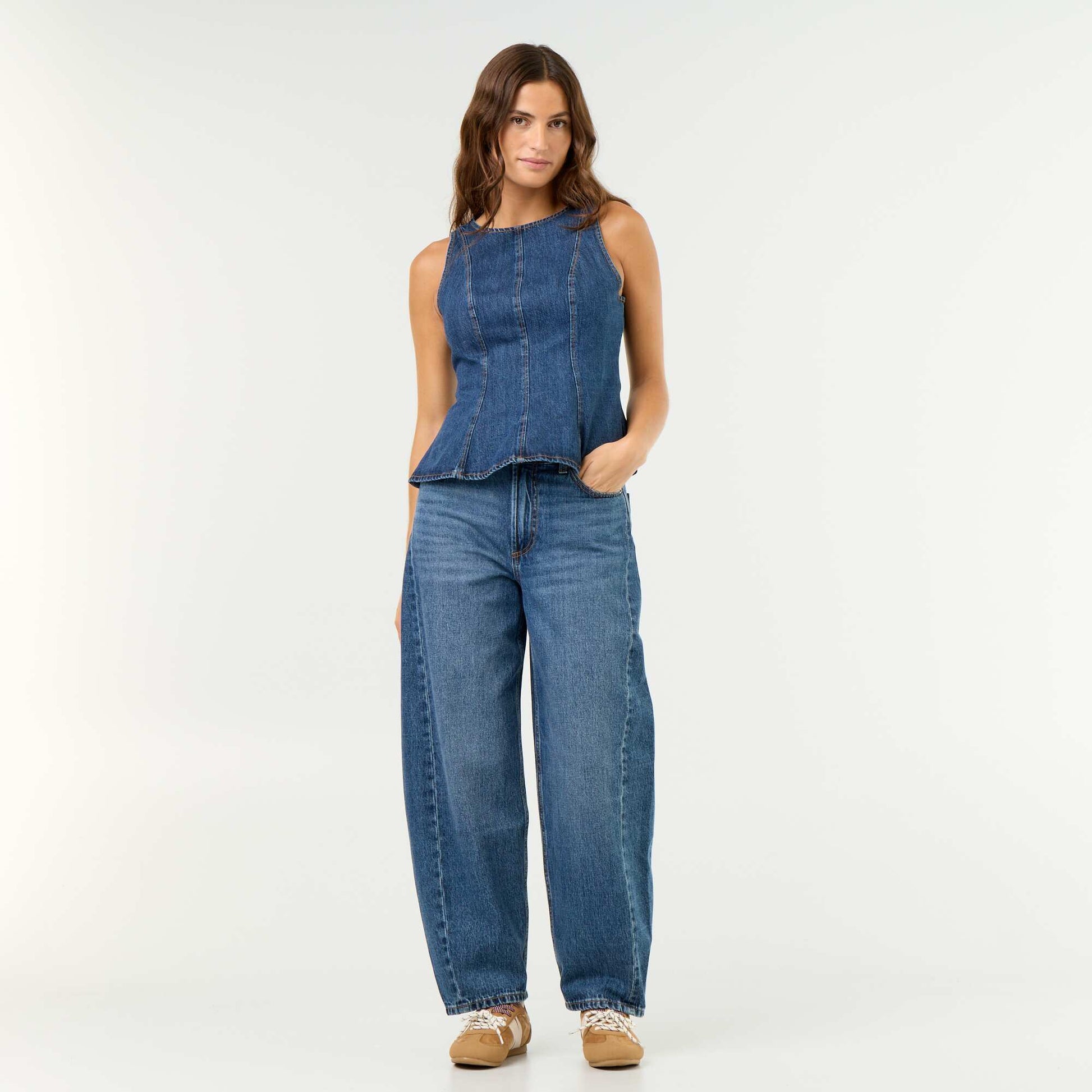 High-Waisted Wide-Leg Jeans BLUE