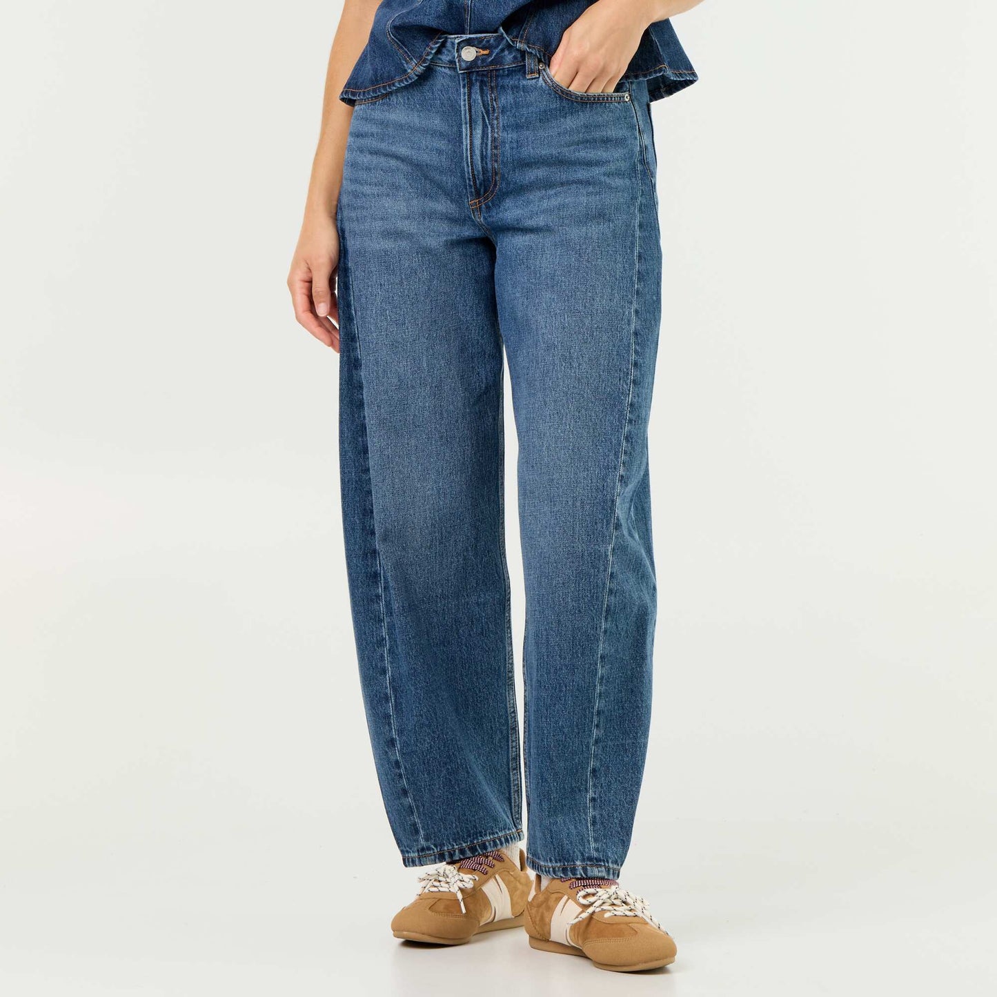 High-Waisted Wide-Leg Jeans BLUE