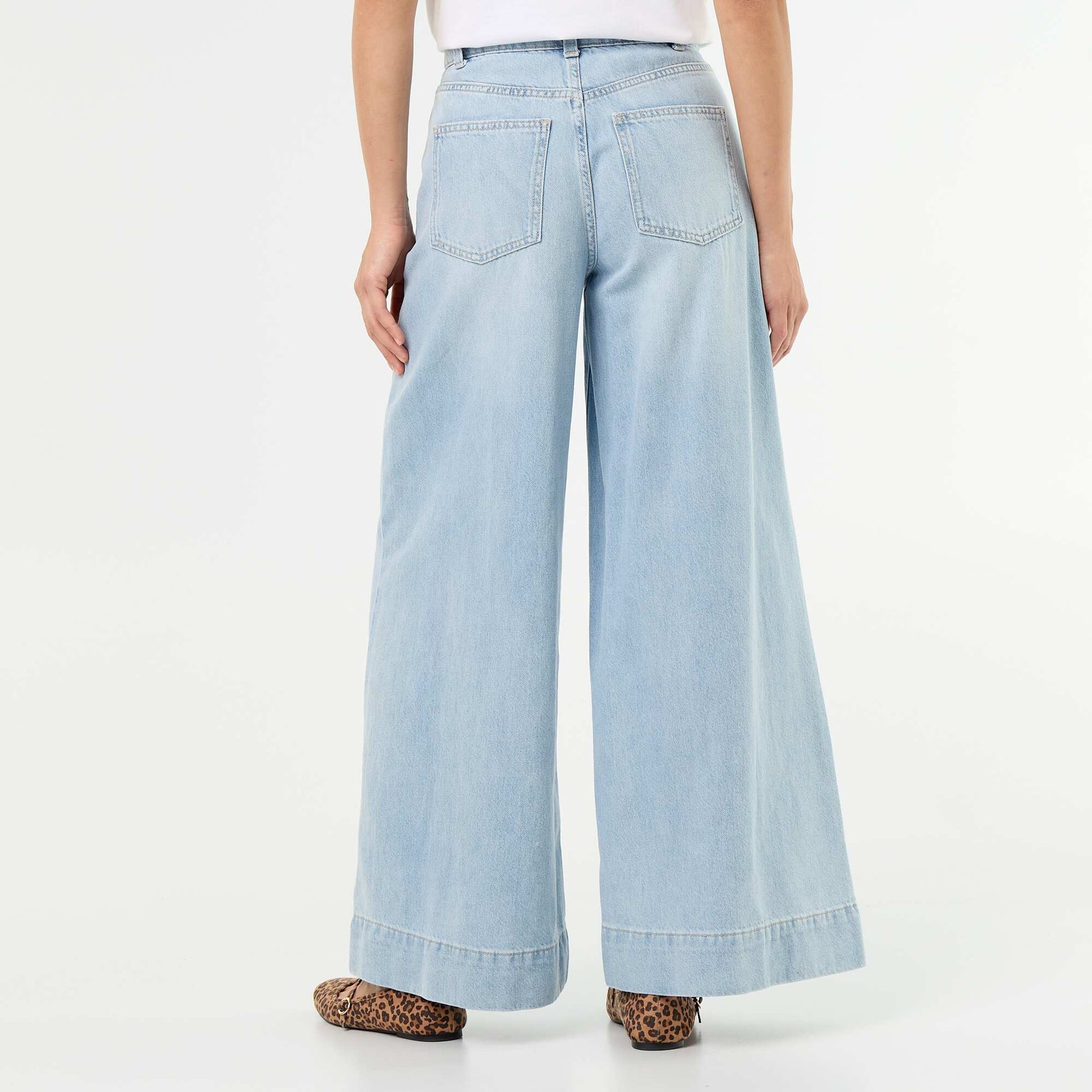 Wide leg jeans with cut-out pockets BLUE