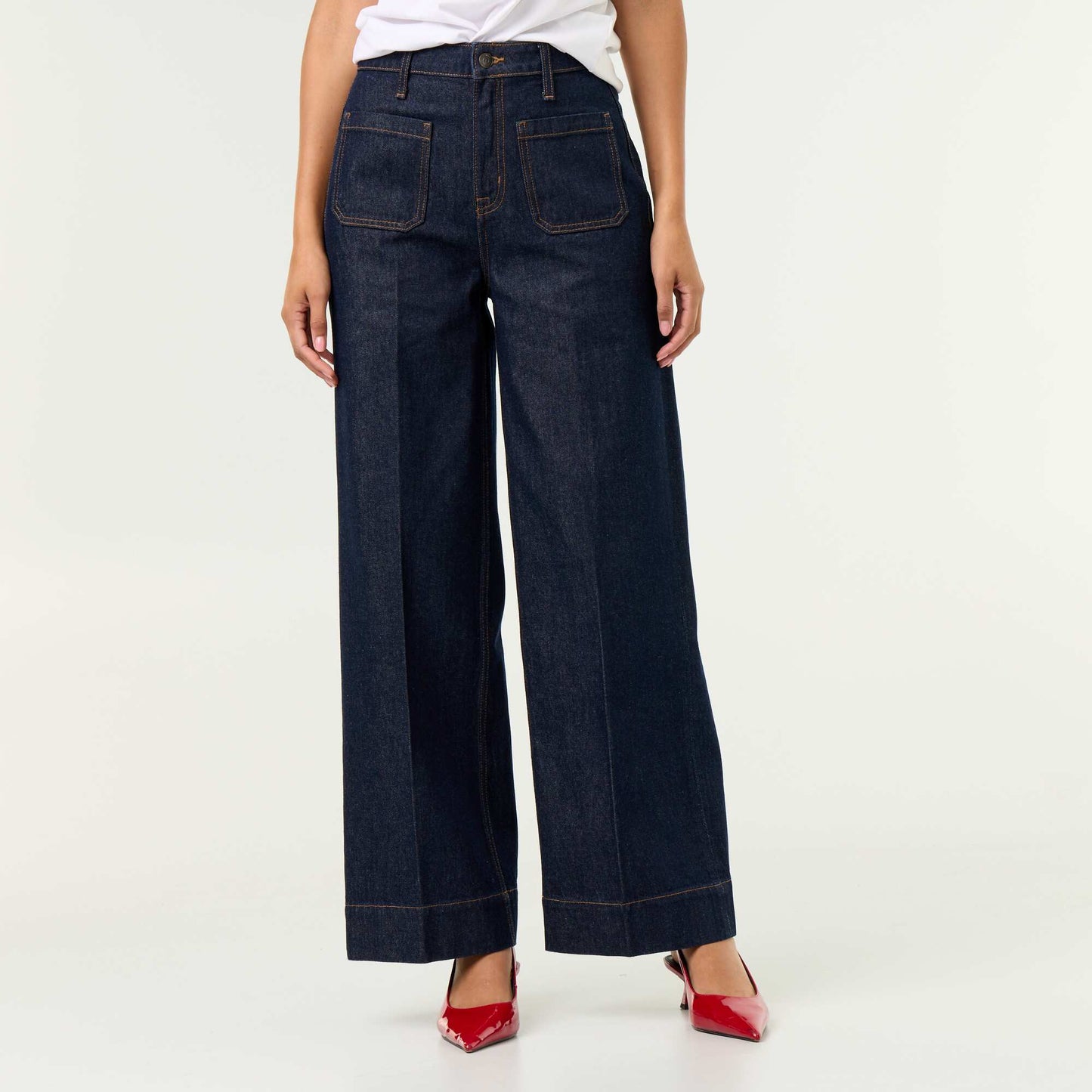 High-waisted wide-leg jeans with patch pockets BLUE