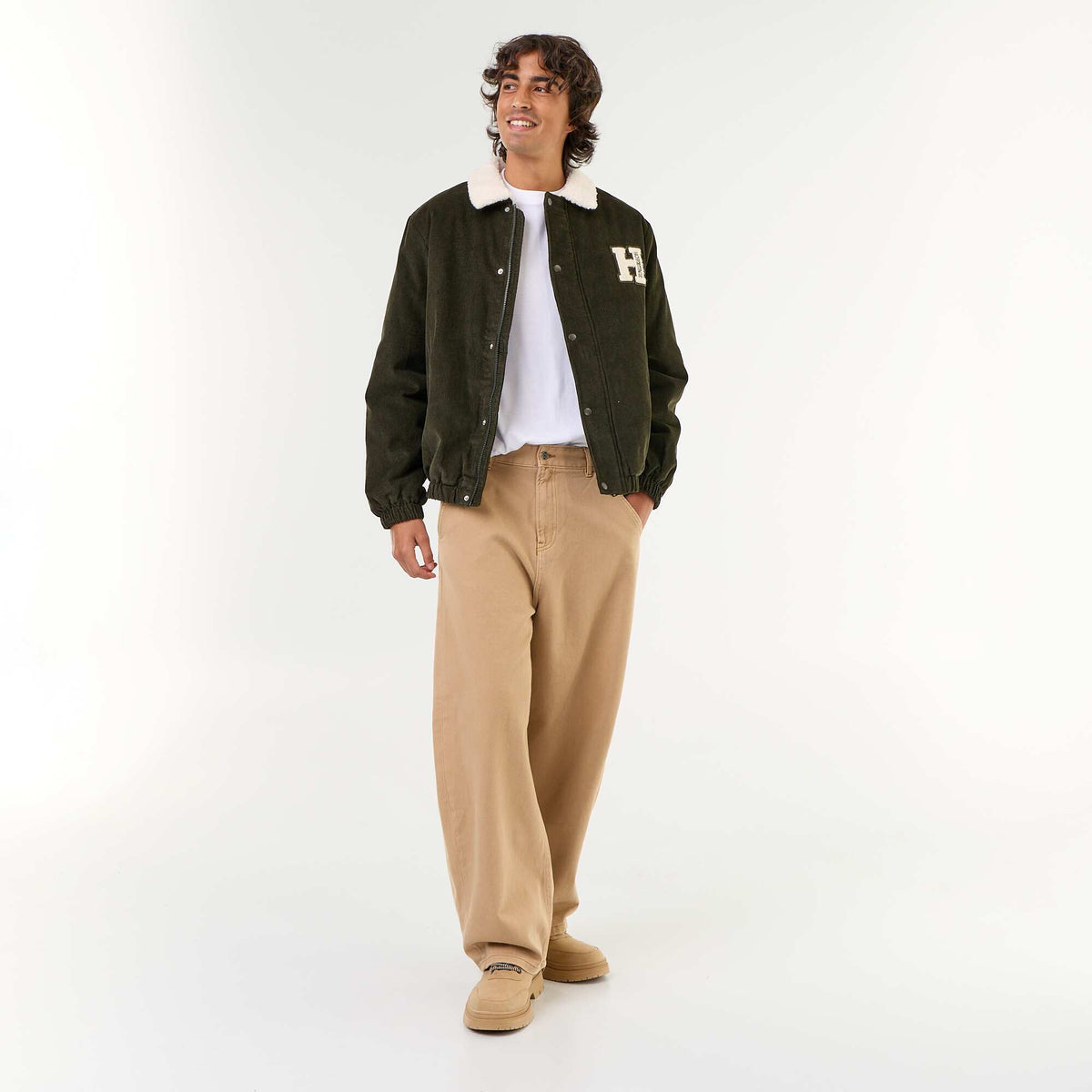 Corduroy jacket with sherpa-effect collar GREEN