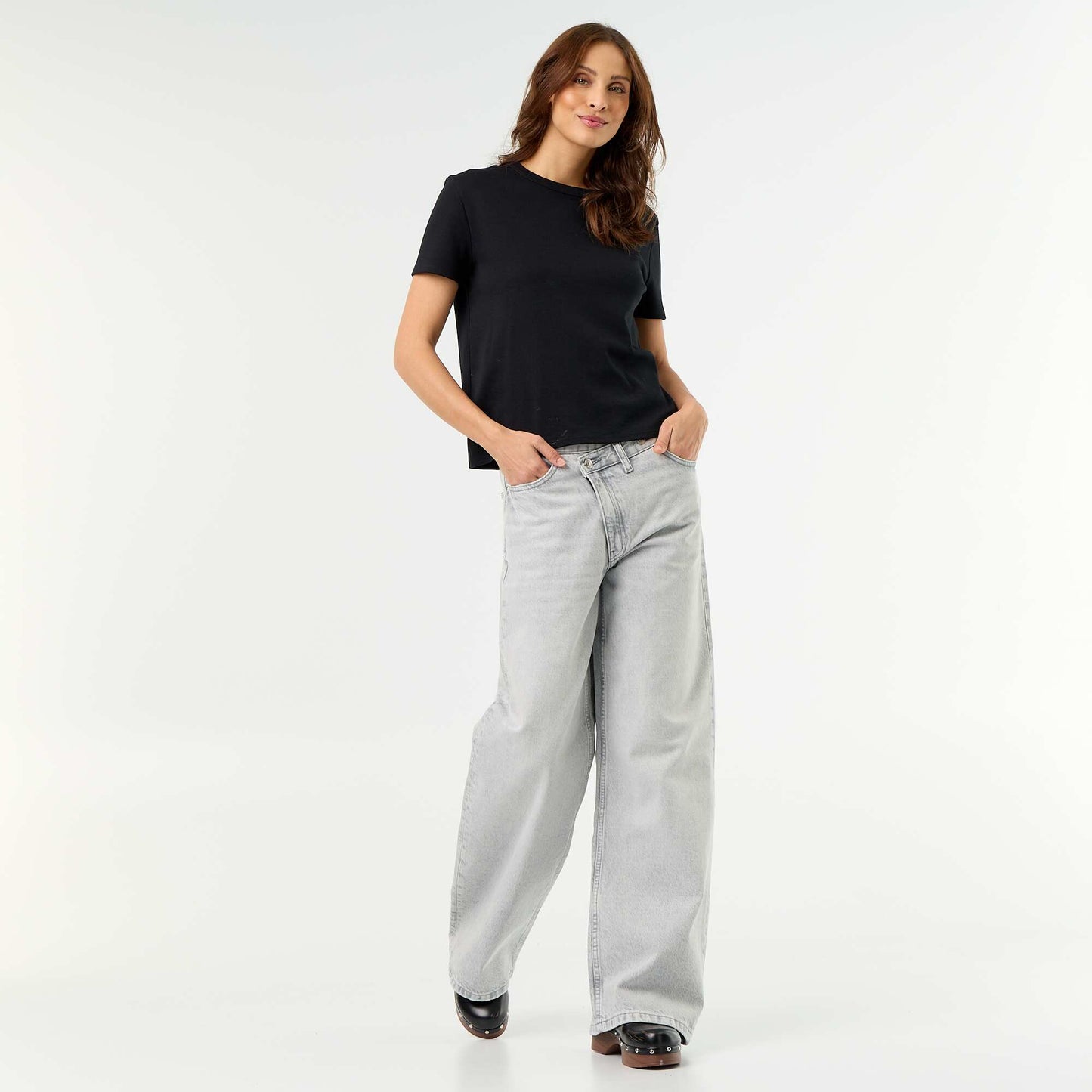 Barrel Jeans with Asymmetric Button Fly GREY