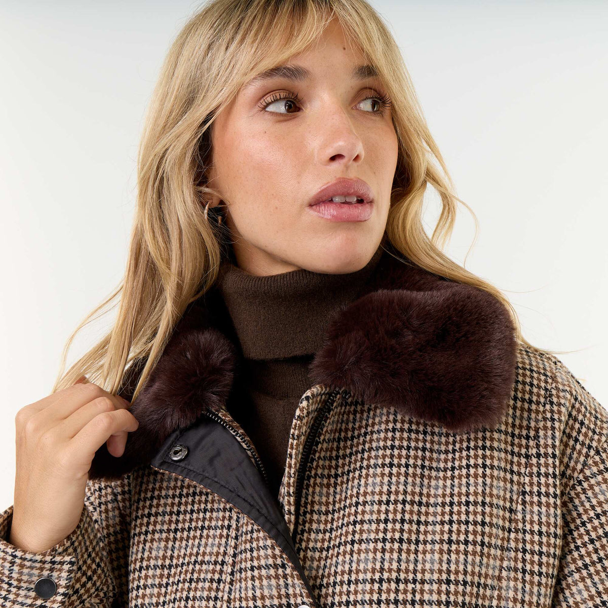 Oversized Faux Wool Jacket with Removable Fur Collar BEIGE