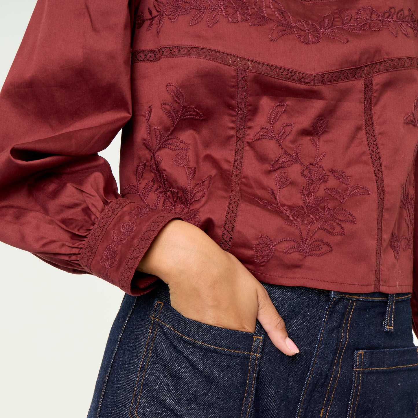 Long-sleeved blouse with embroidery RED