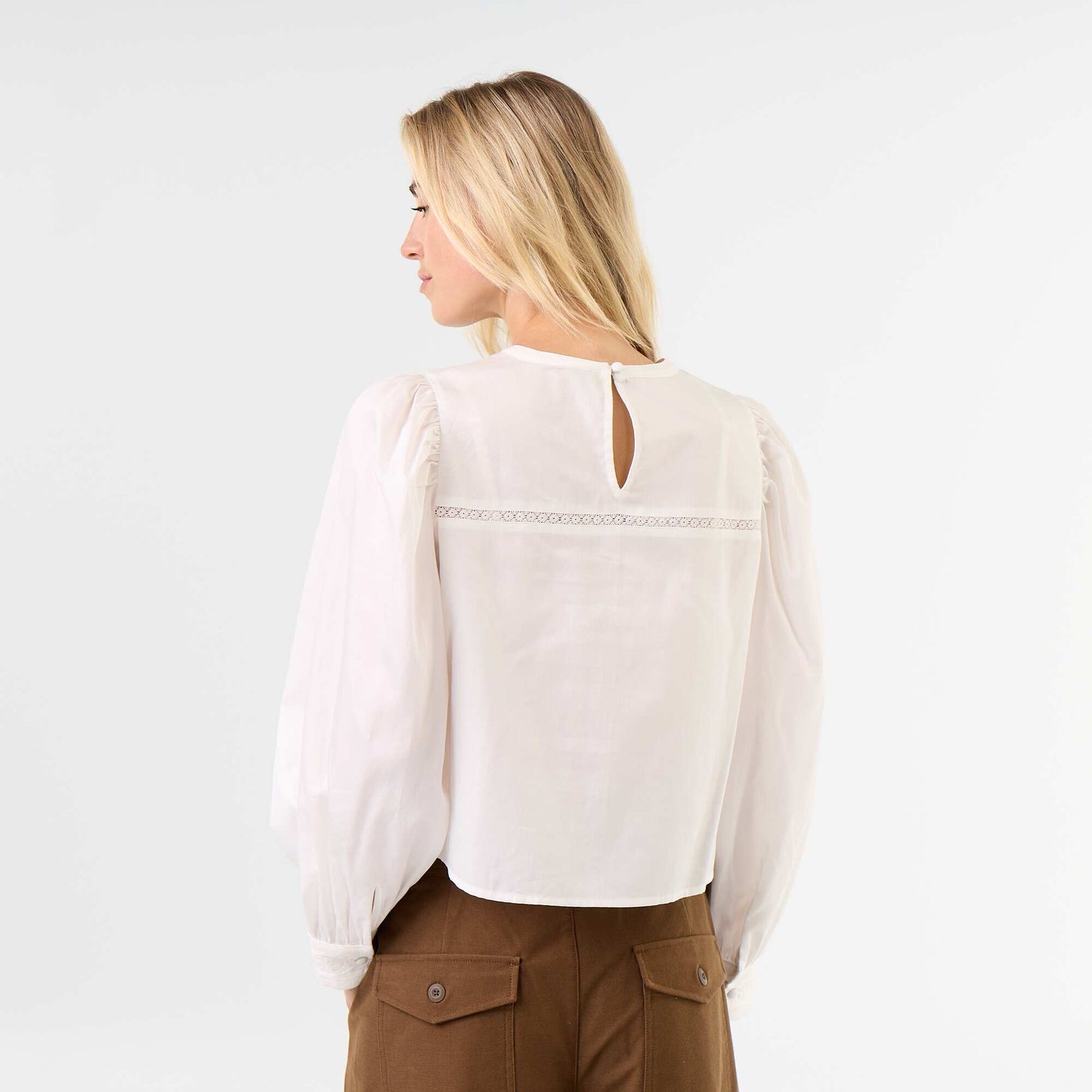 Long-sleeved blouse with embroidery WHITE