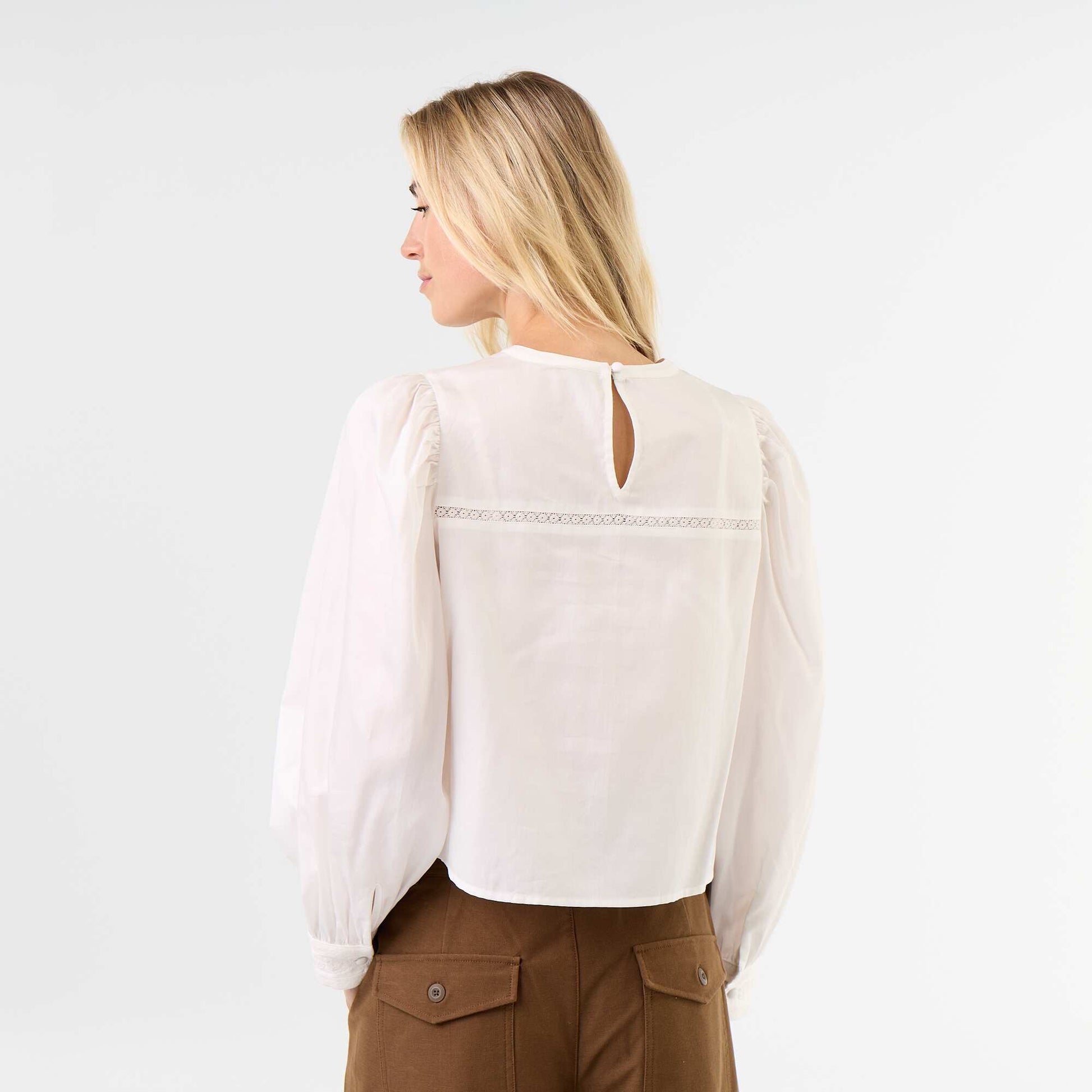 Long-sleeved blouse with embroidery WHITE