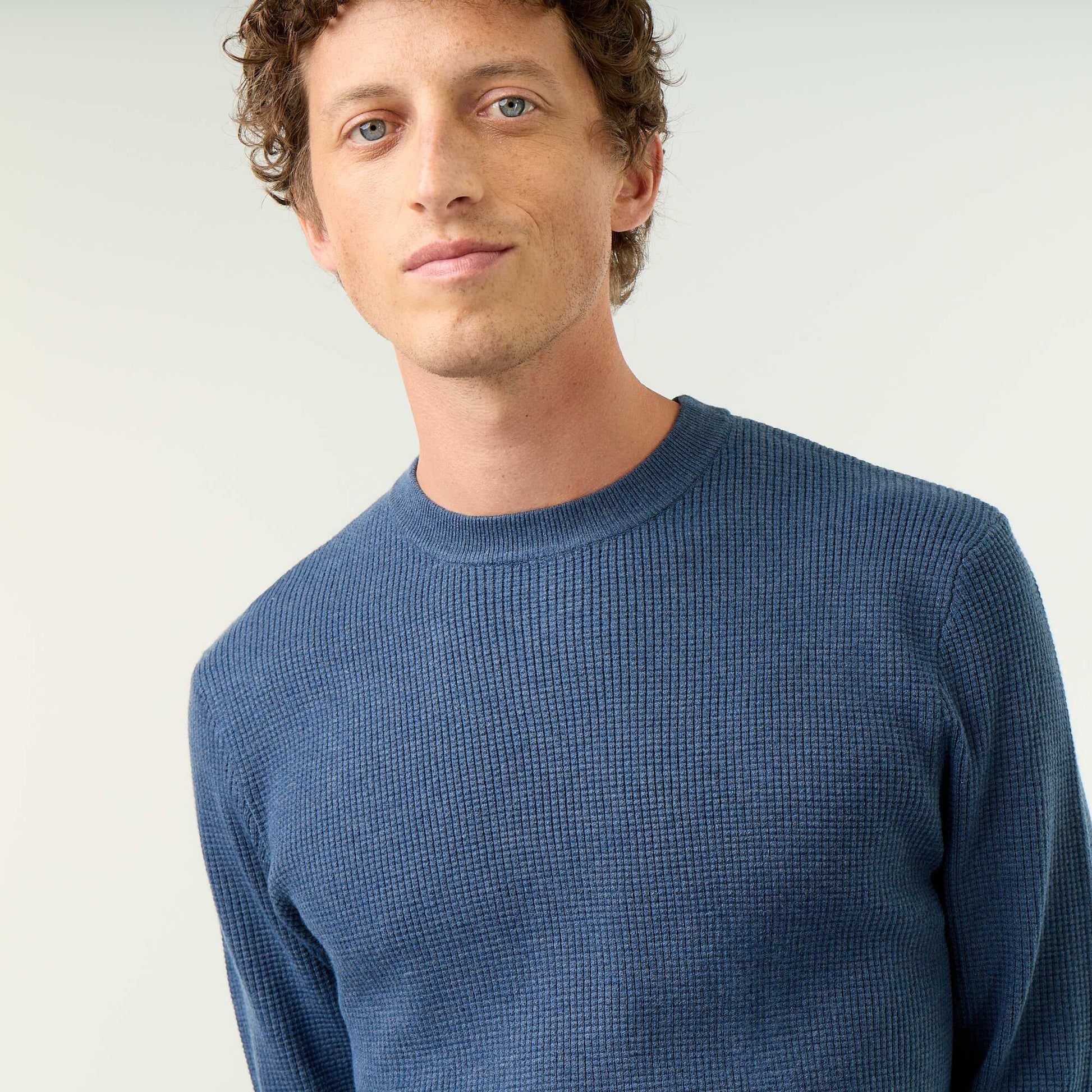Waffle knit crew neck jumper BLUE