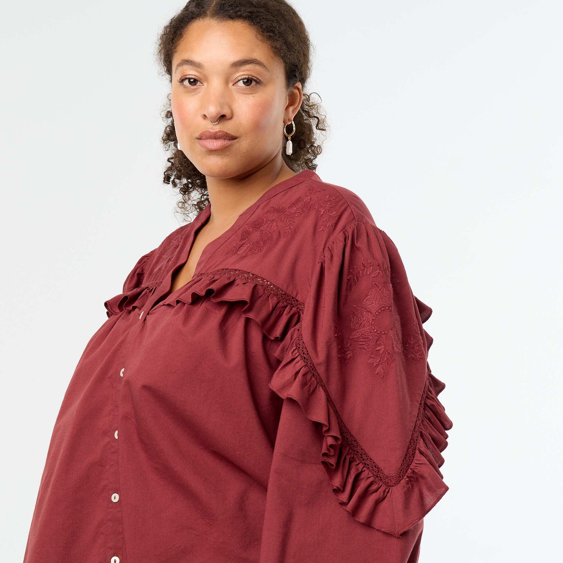 Solid blouse with ruffles RED