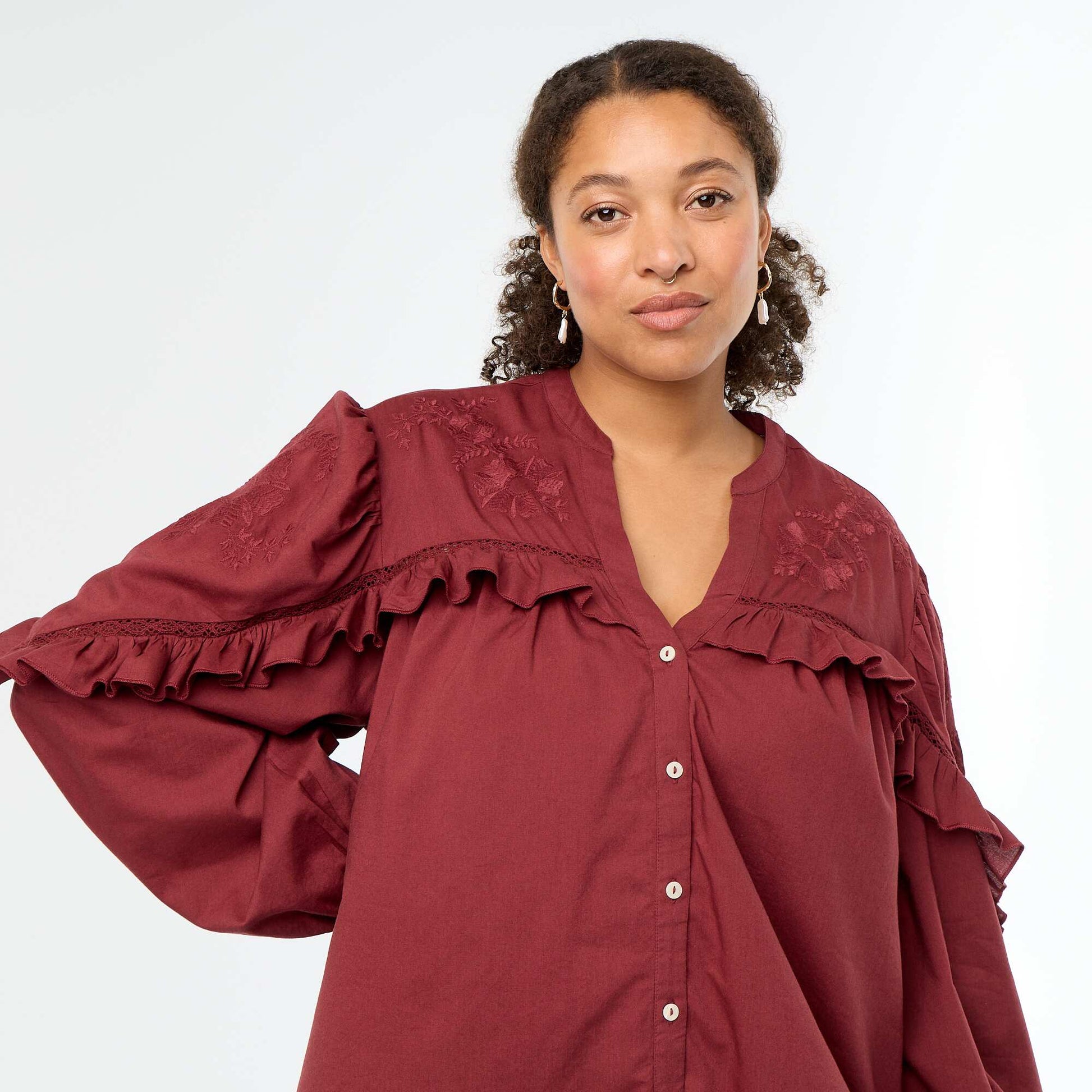 Solid blouse with ruffles RED