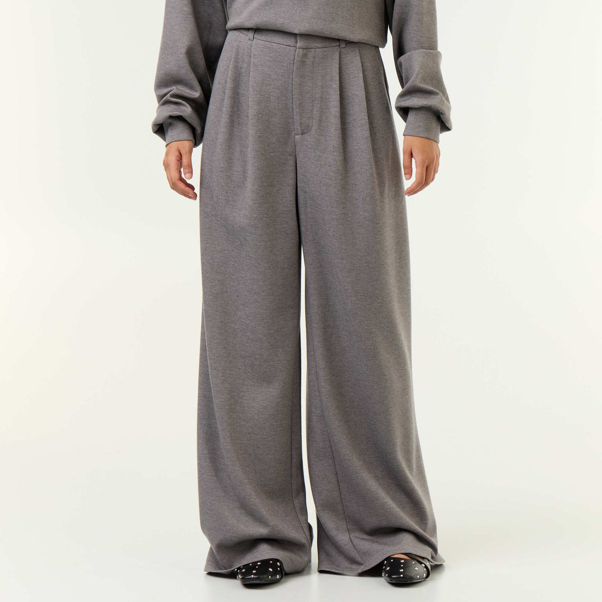 Soft-feel wide-leg trousers GREY