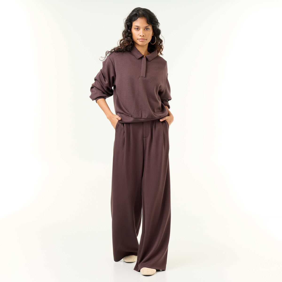 Soft-feel wide-leg trousers BROWN