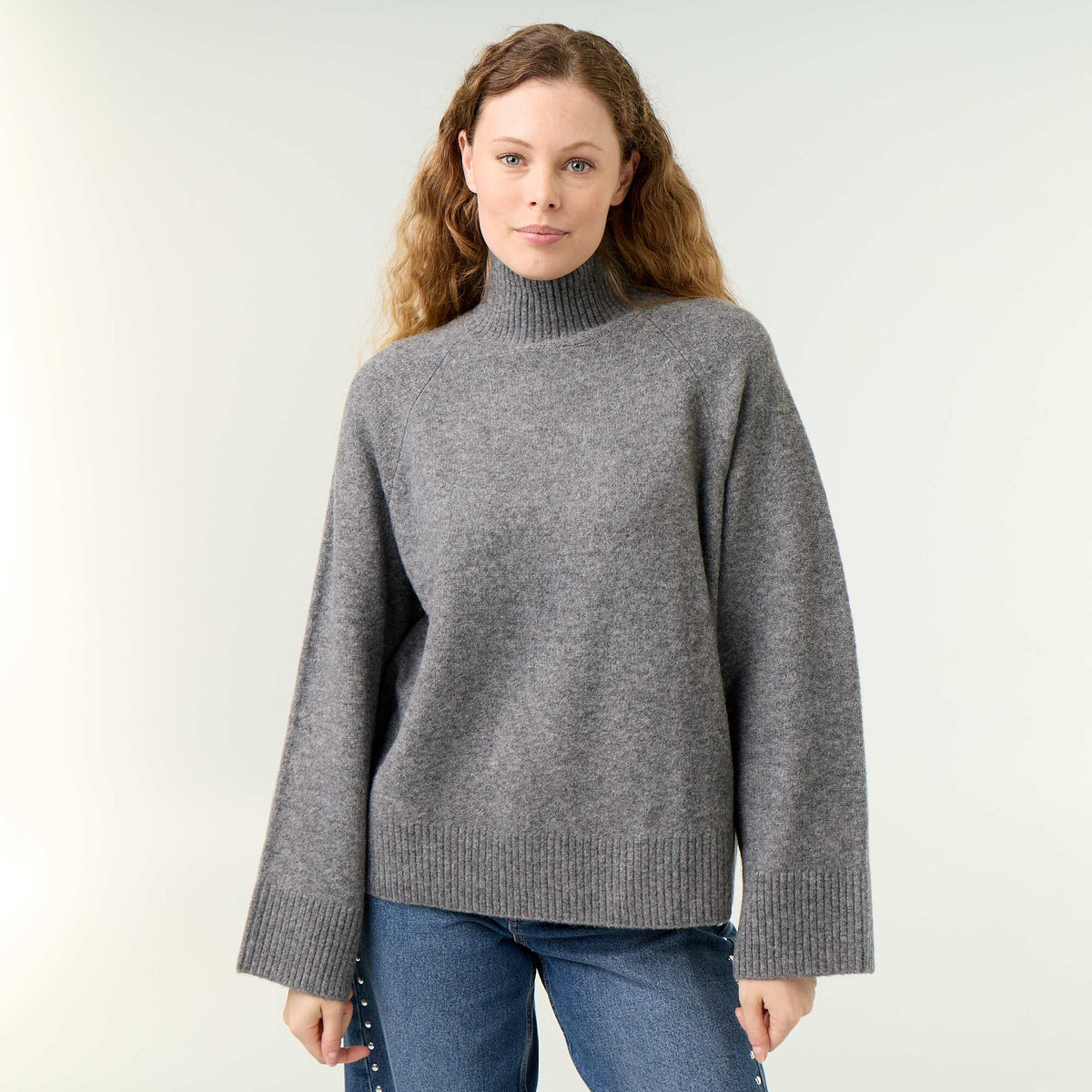 Warm high-neck sweater GREY