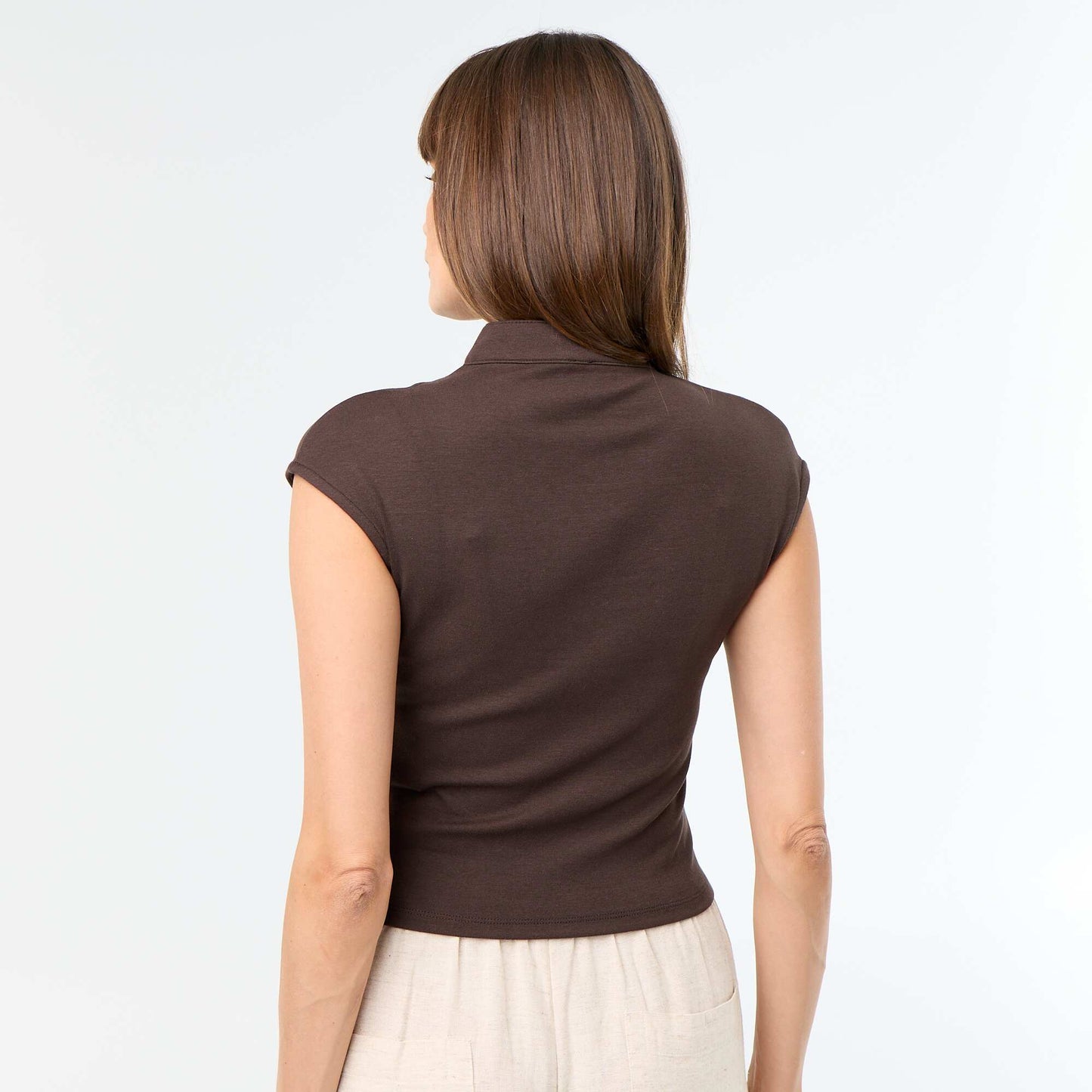 Sleeveless Mandarin Collar Top BROWN
