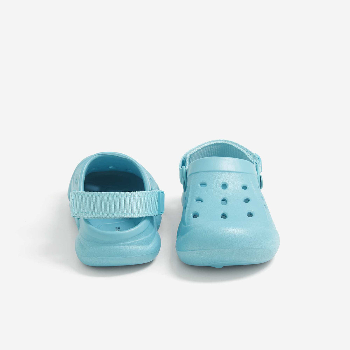Closed Beach Clogs BLUE