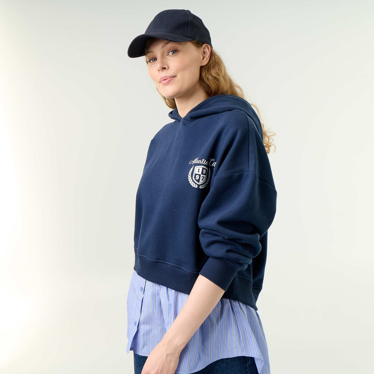 2-in-1 Shirt-Hem Hoodie BLUE