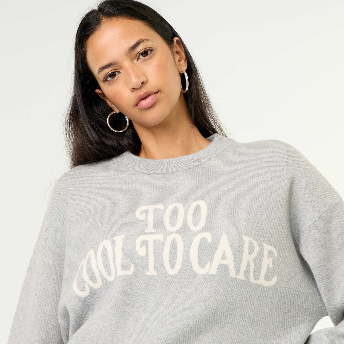 Round neck soft knit sweater with lettering GREY