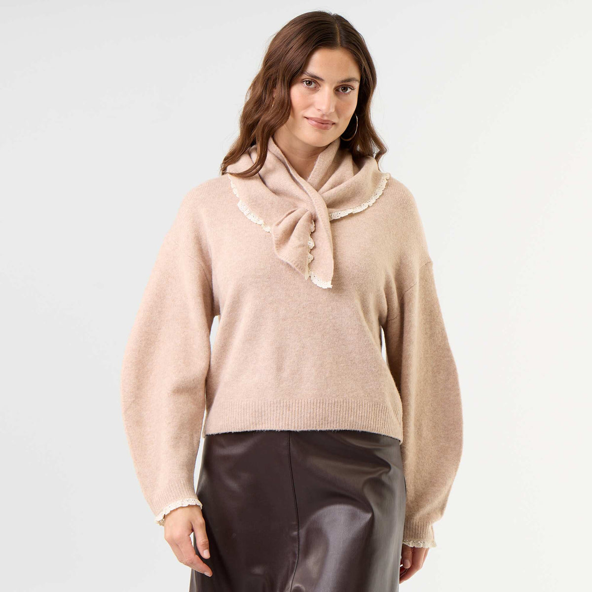 Sweater with matching scarf BEIGE