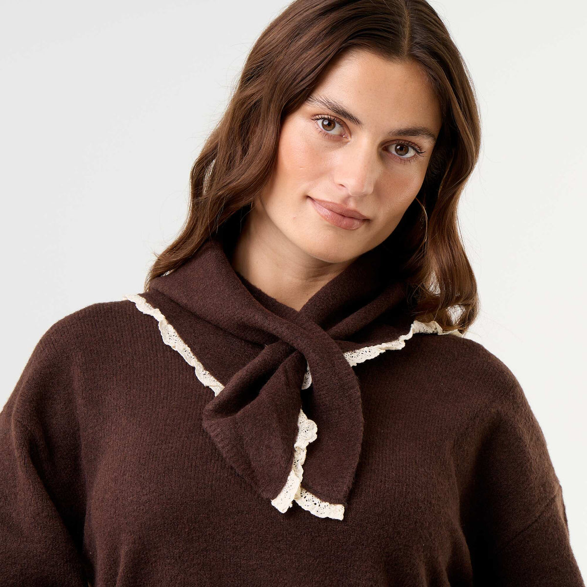 Sweater with matching scarf BROWN