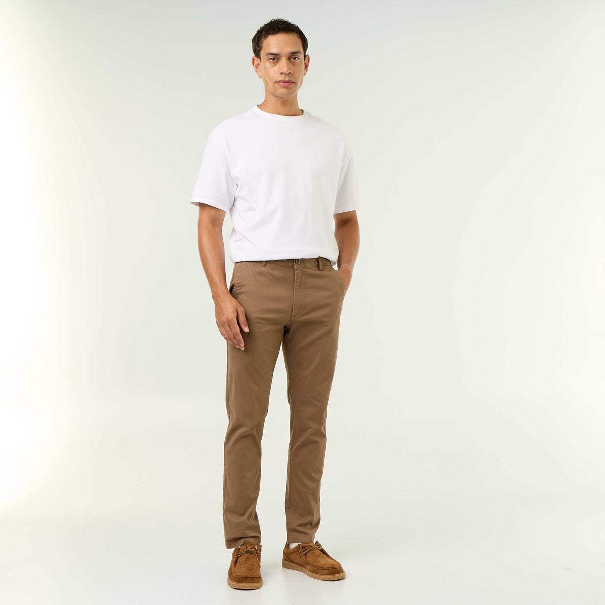 Slim-fit chinos BROWN