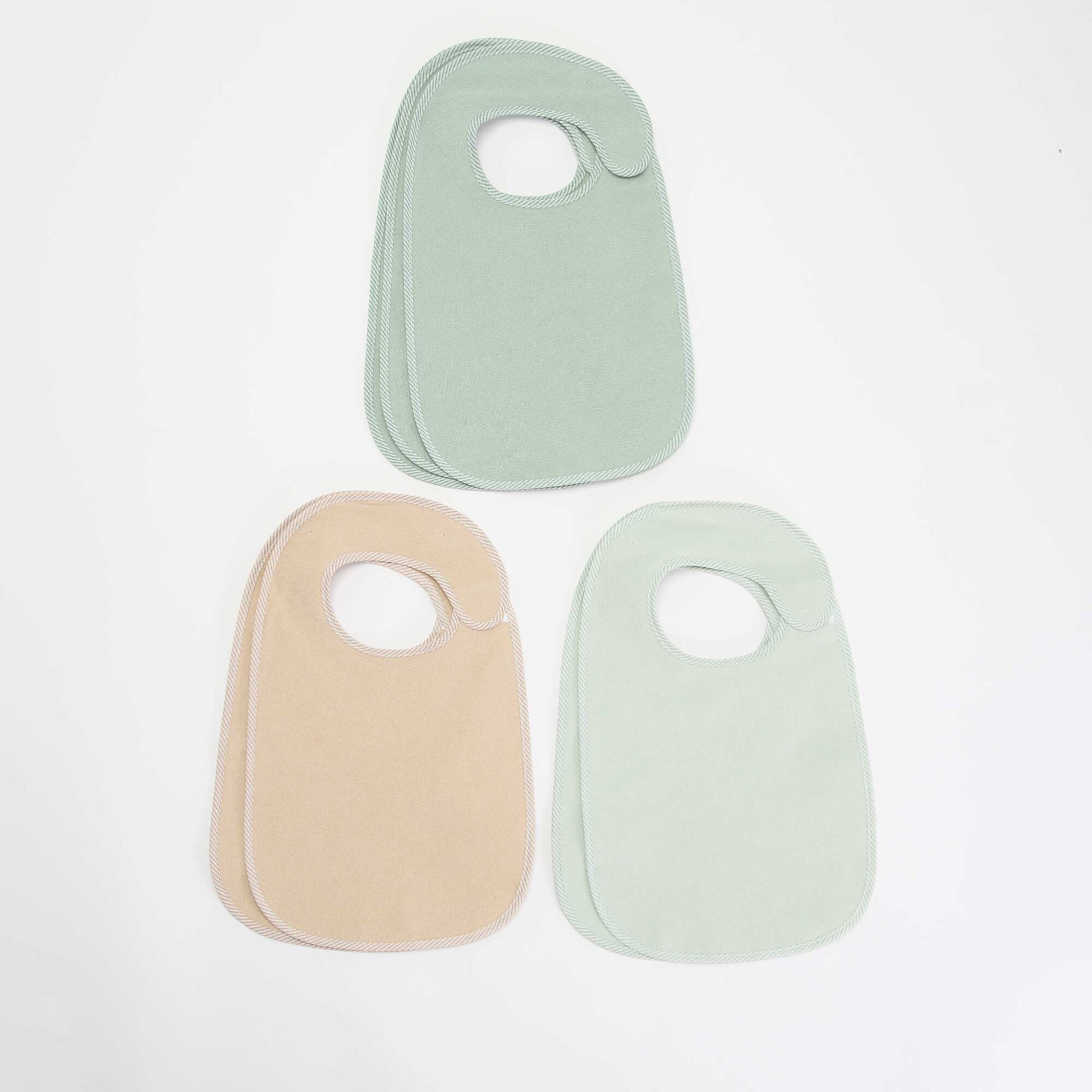 Set of 7 Lined Terry Bibs GREEN